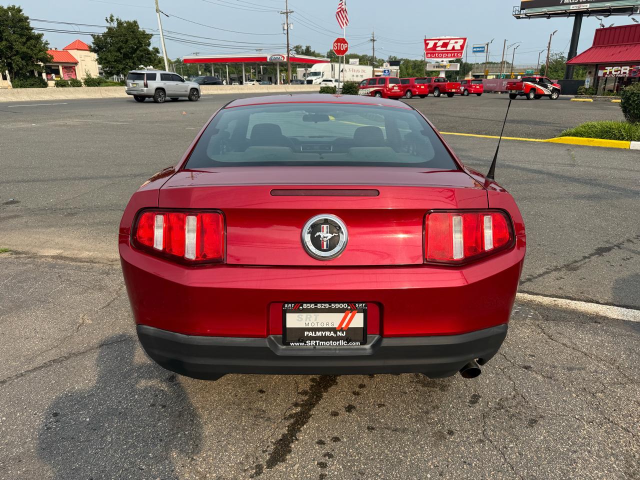 Ford Mustang V6 Coupe 2010