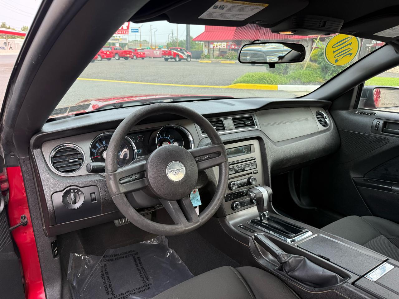 Ford Mustang V6 Coupe 2010