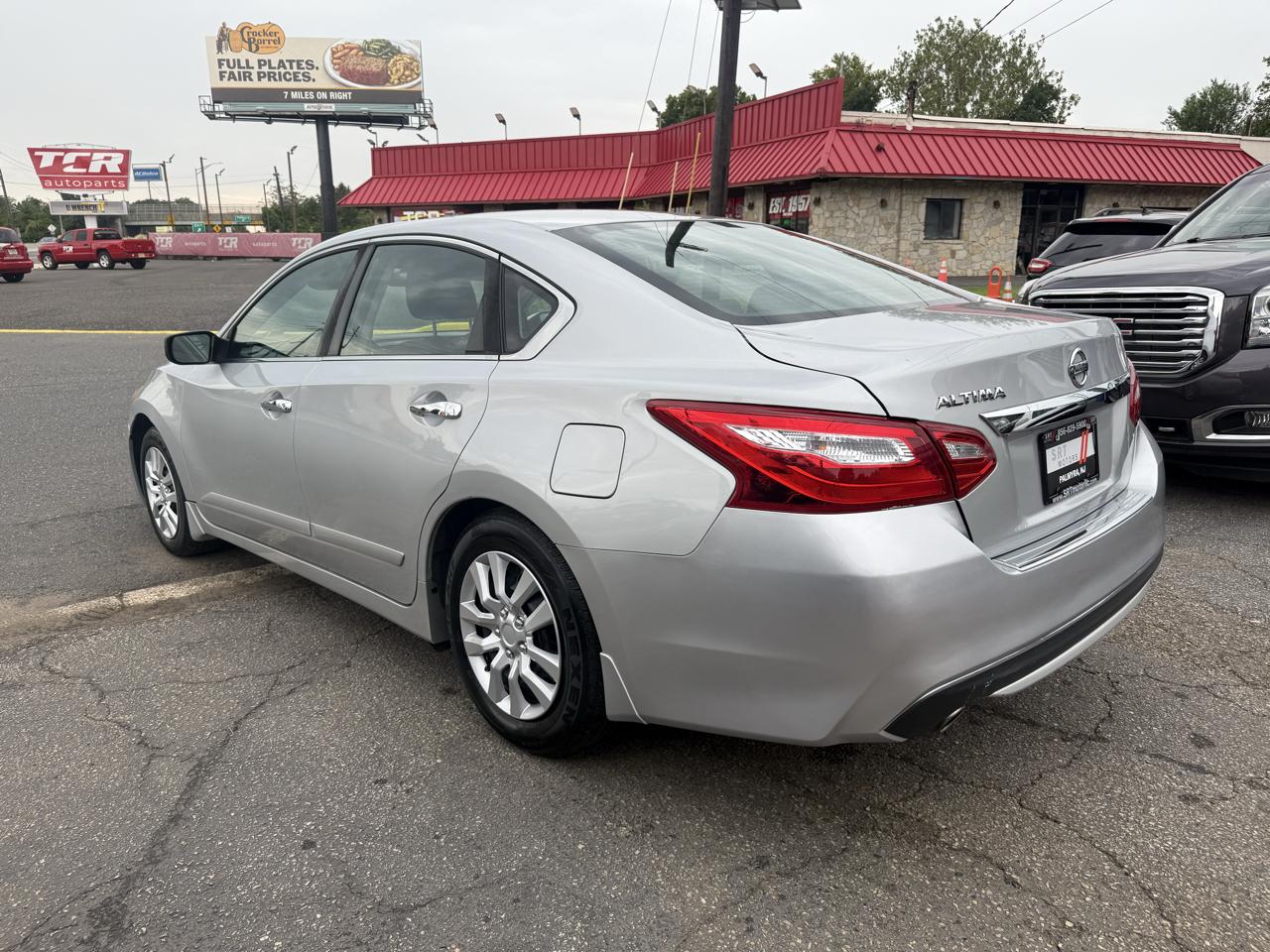Nissan Altima 2.5 SV 2017