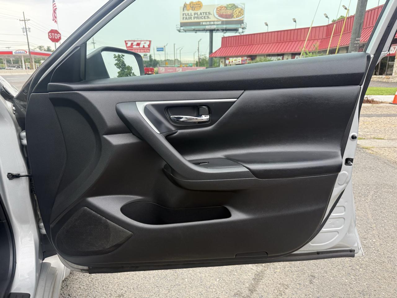 Nissan Altima 2.5 SV 2017