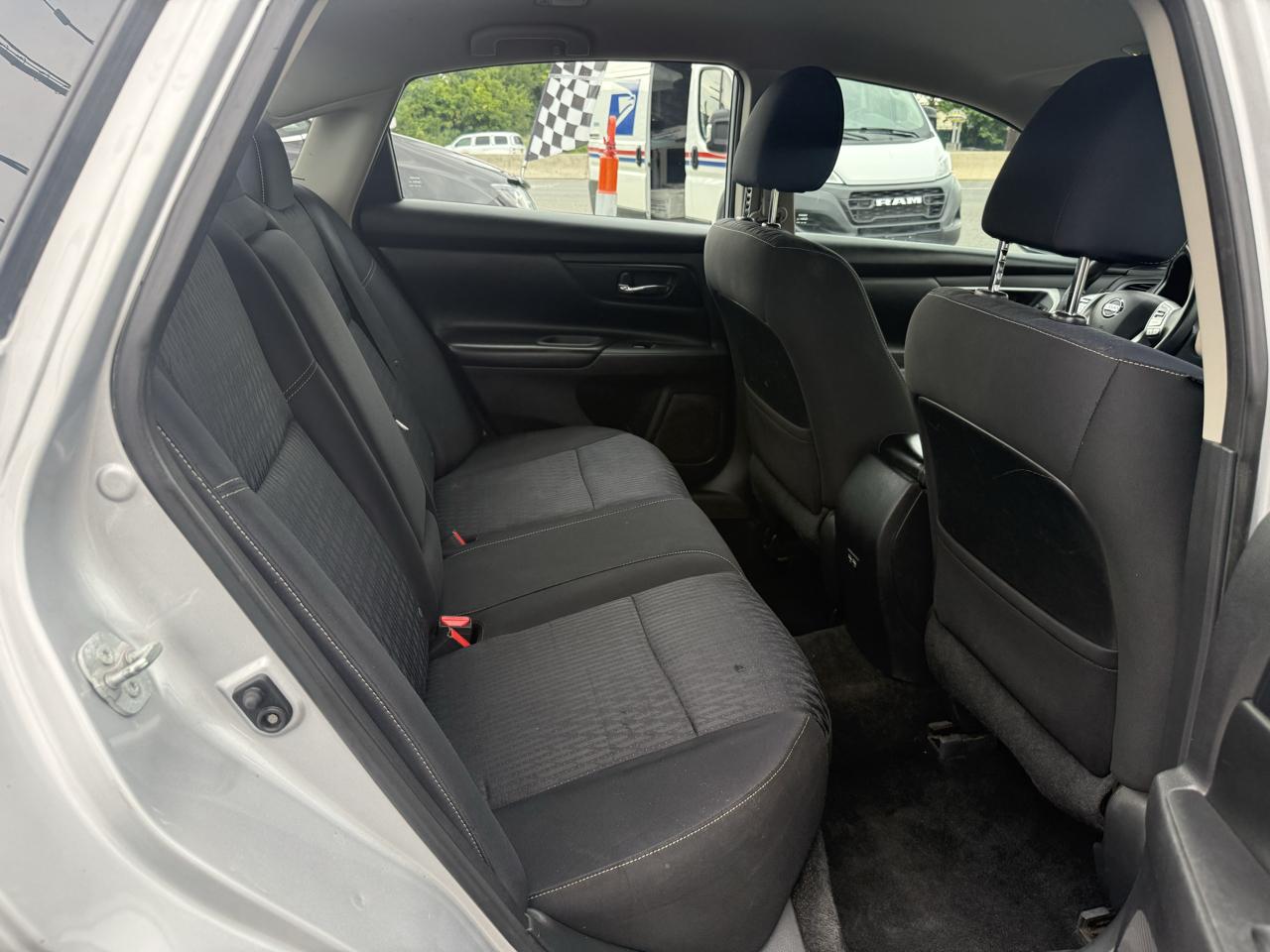 Nissan Altima 2.5 SV 2017