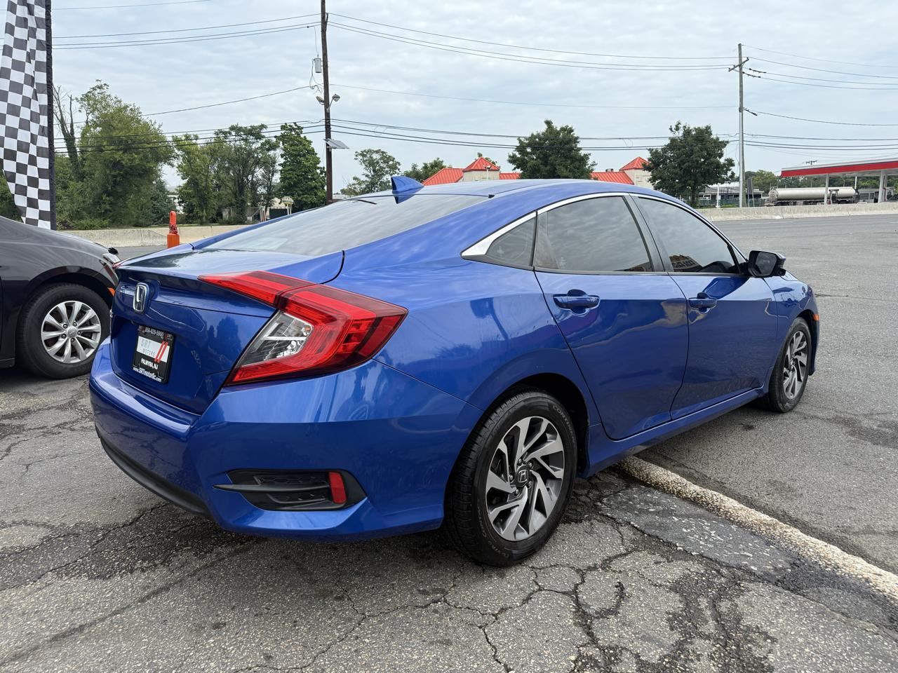 Honda Civic EX Sedan CVT 2018