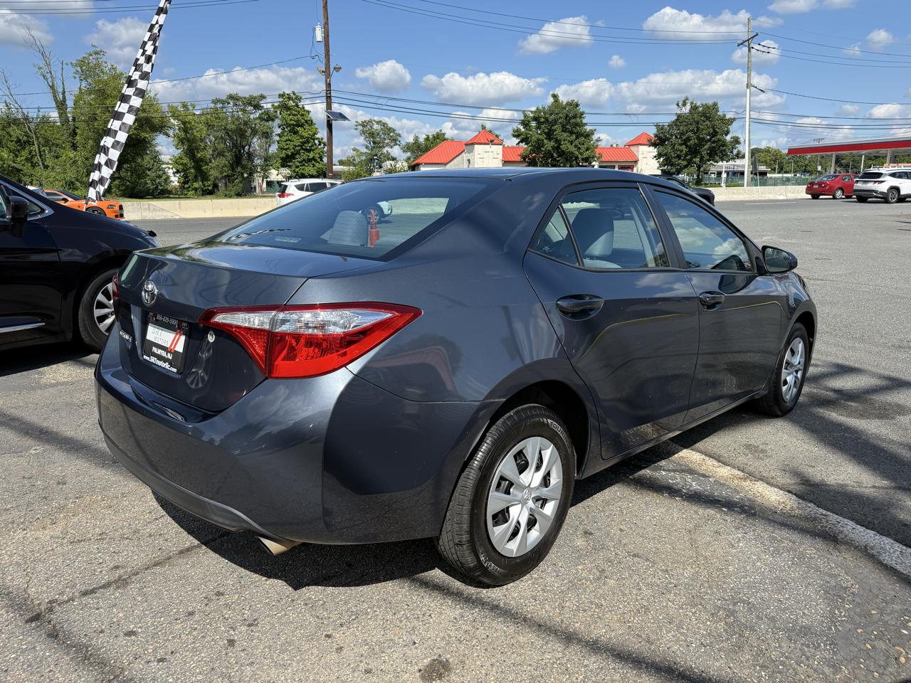 Toyota Corolla LE Plus 4D Sedan 2016