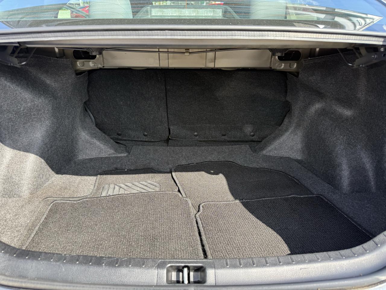 Toyota Corolla LE Plus 4D Sedan 2016