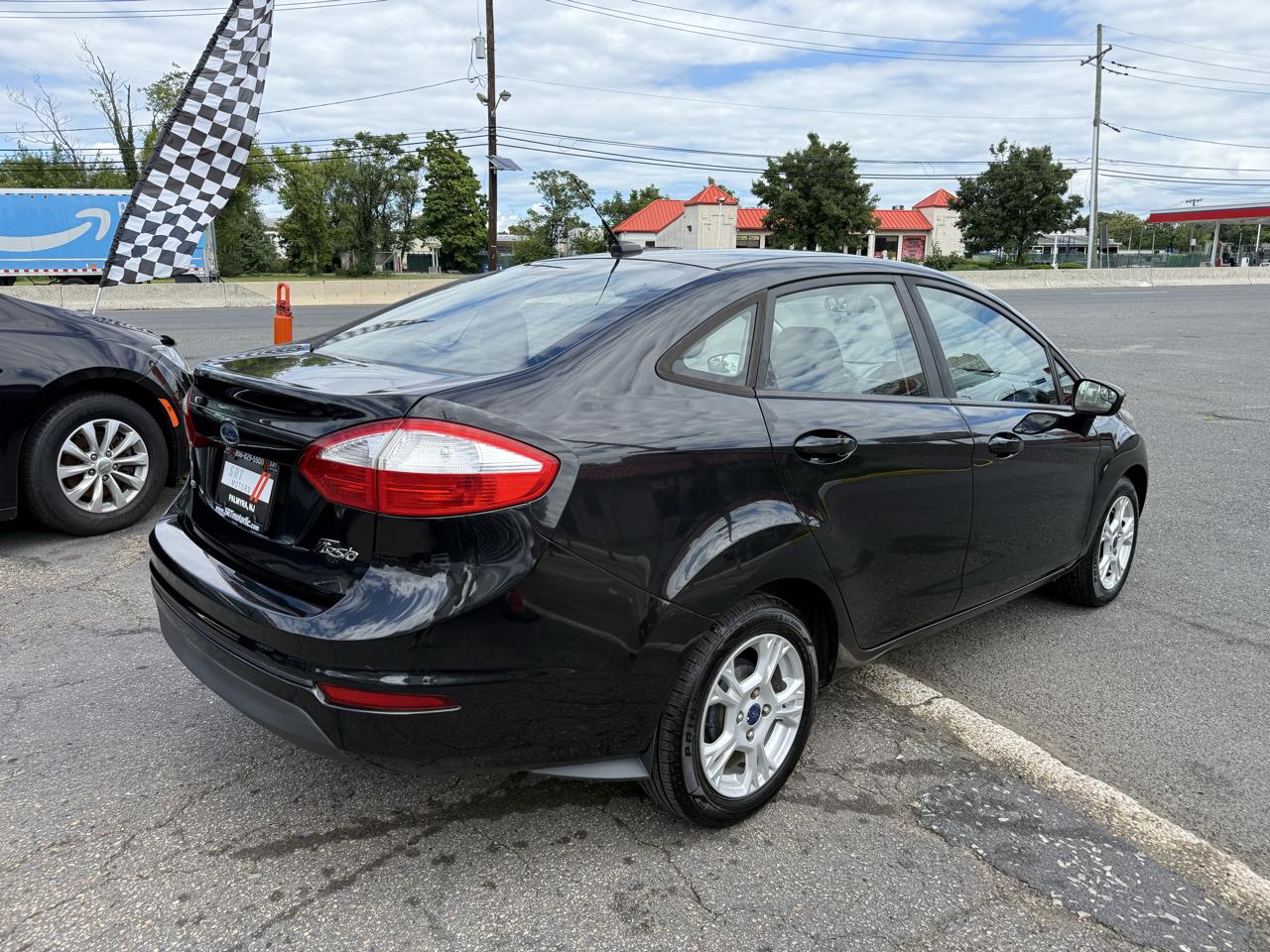 Ford Fiesta SE Sedan 2015