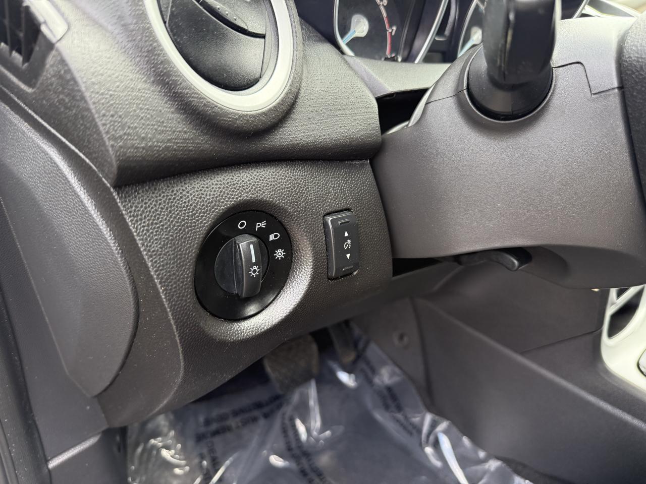 Ford Fiesta SE Sedan 2015