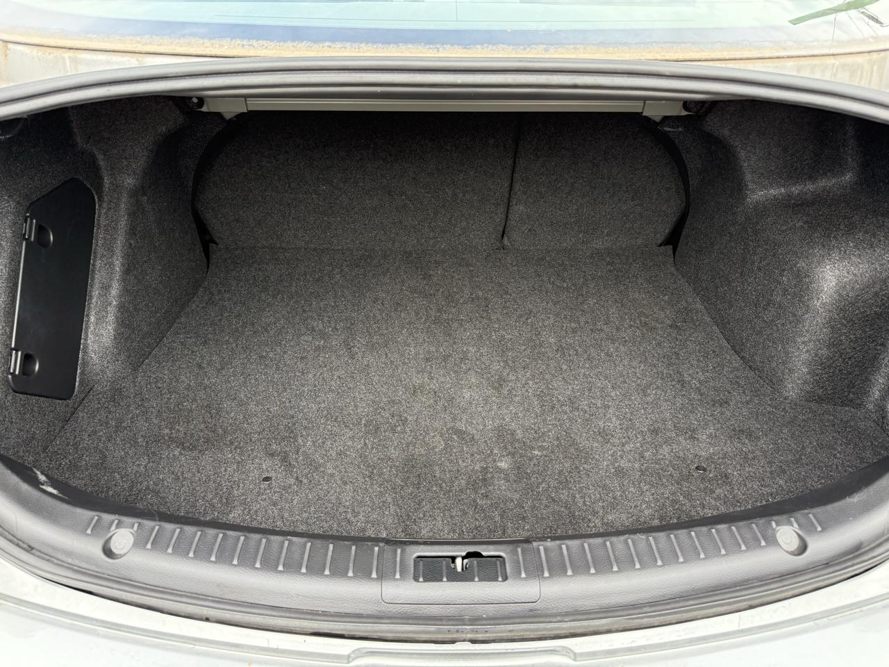 Mazda MAZDA3 i Touring 4-door 2011