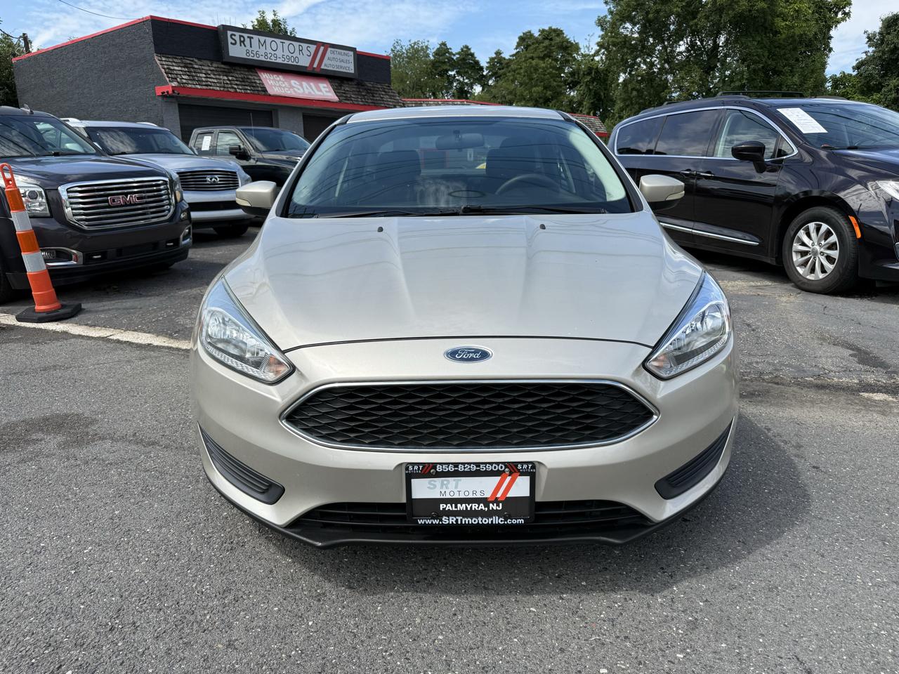 Ford Focus SE Sedan 2017