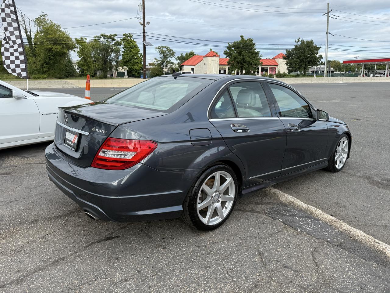 Mercedes-Benz C-Class C300 4MATIC Sport Sedan 2013