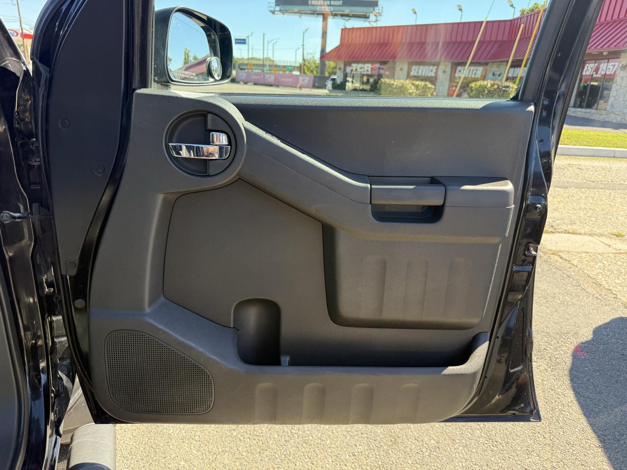 Nissan Xterra 4WD 4dr Auto Pro-4X 2015