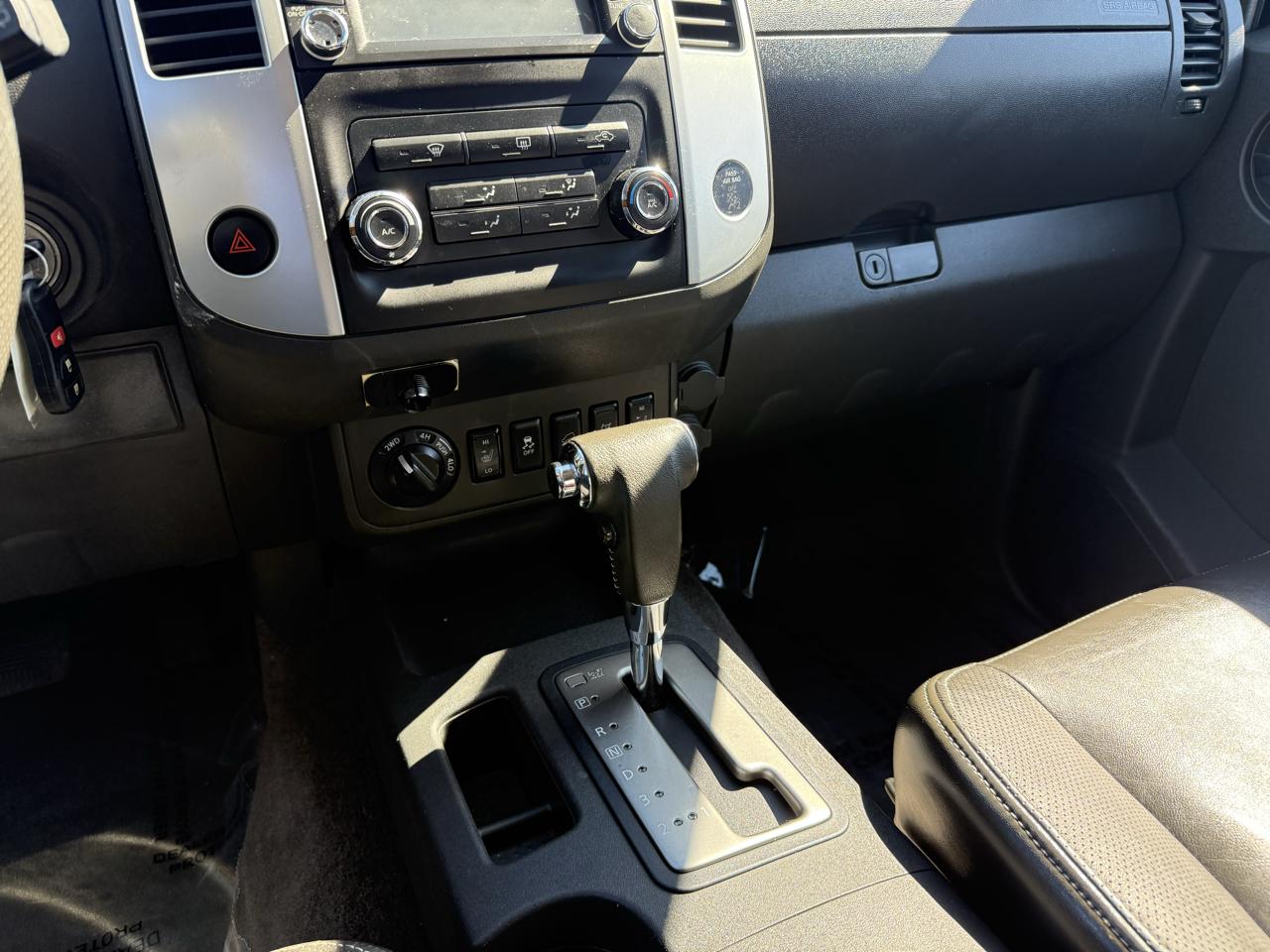 Nissan Xterra 4WD 4dr Auto Pro-4X 2015