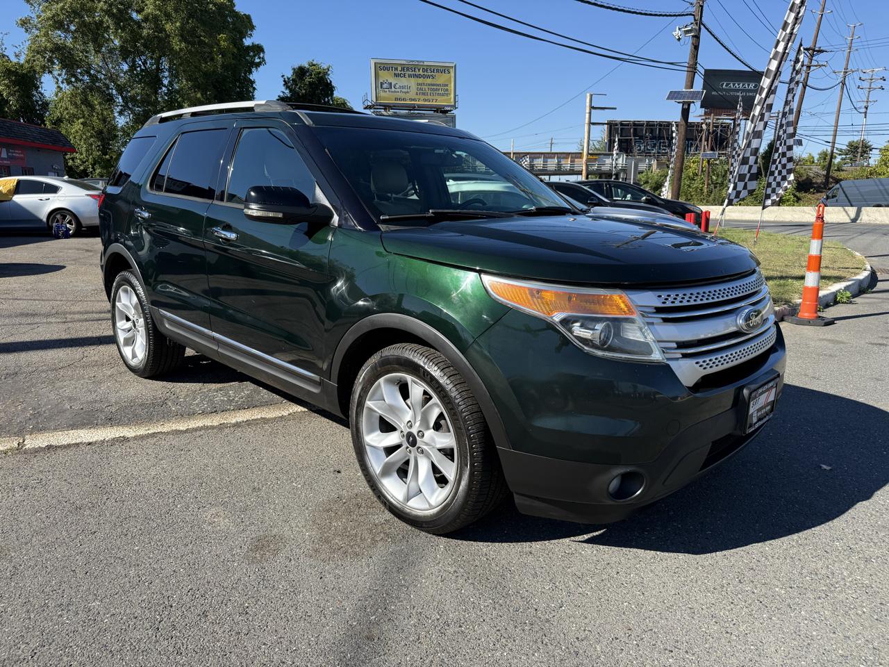 Ford Explorer 4dr XLT 4WD 2013