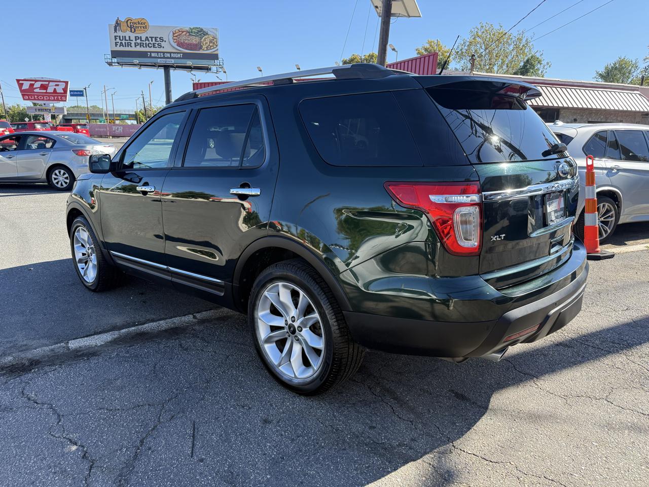Ford Explorer 4dr XLT 4WD 2013