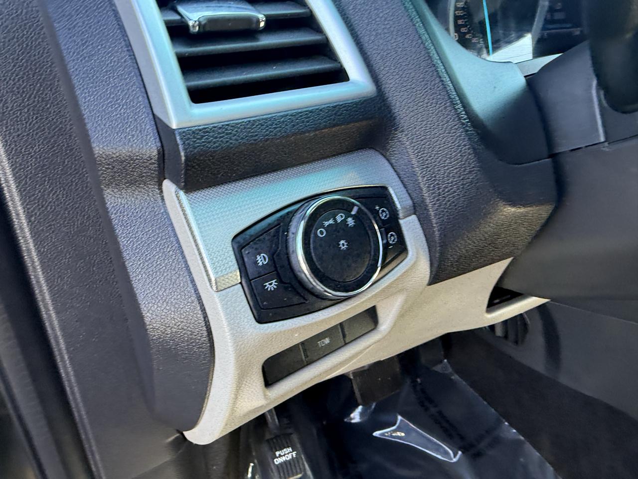 Ford Explorer 4dr XLT 4WD 2013