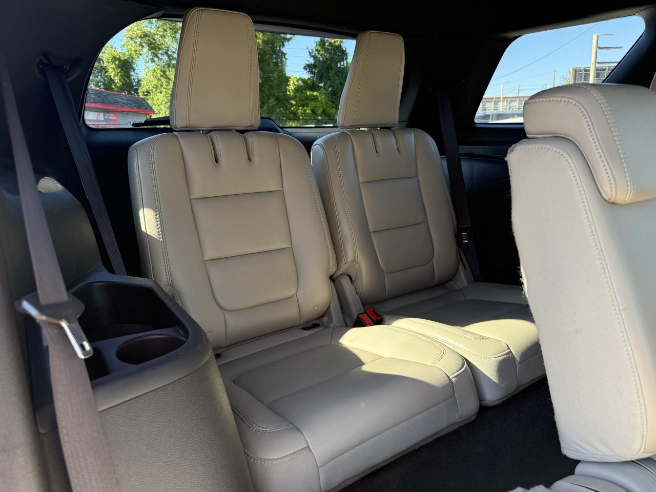 Ford Explorer 4dr XLT 4WD 2013