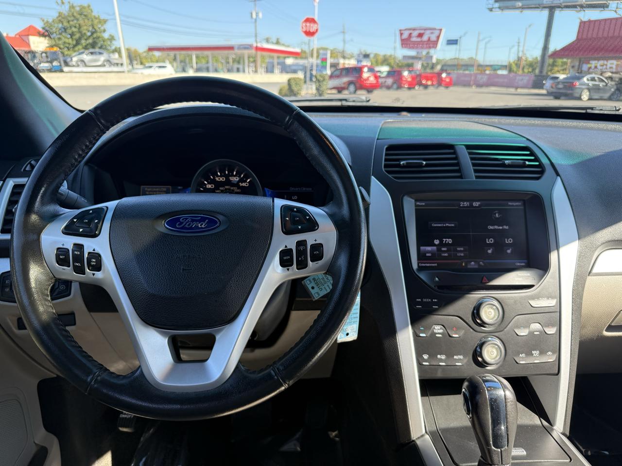 Ford Explorer 4dr XLT 4WD 2013