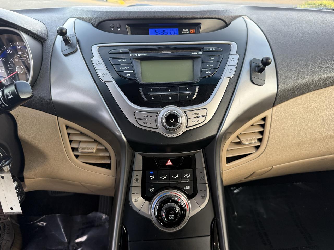 Hyundai Elantra 4dr Sdn Auto GLS PZEV (Ulsan Plant) *Ltd Avail* 2013