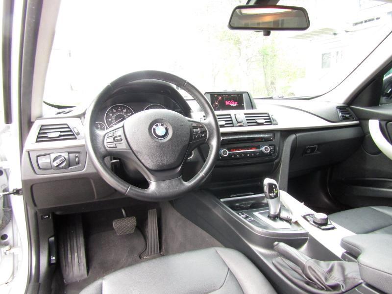 BMW 3-Series 320i xDrive 2015