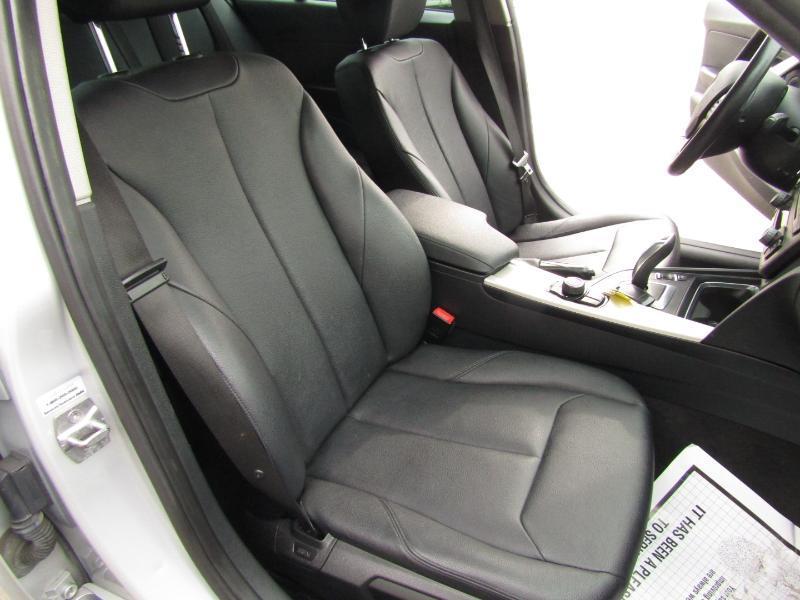 BMW 3-Series 320i xDrive 2015