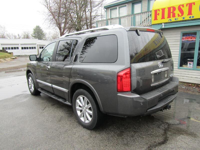 Infiniti QX56 AWD 2010