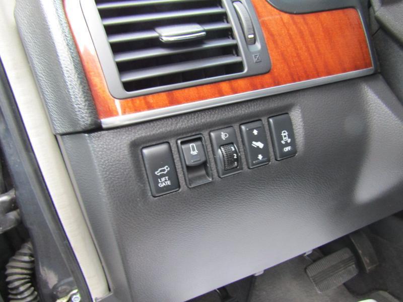 Infiniti QX56 AWD 2010