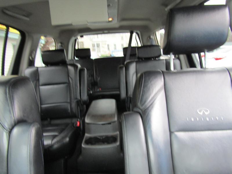 Infiniti QX56 AWD 2010