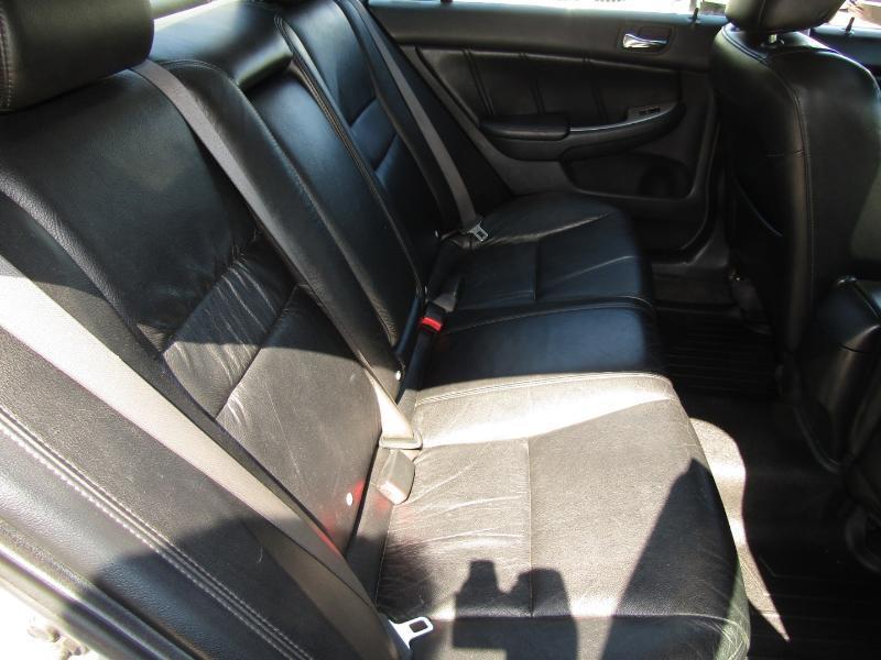 Honda Accord EX-L Sedan AT with Navigation and XM Radio 2006