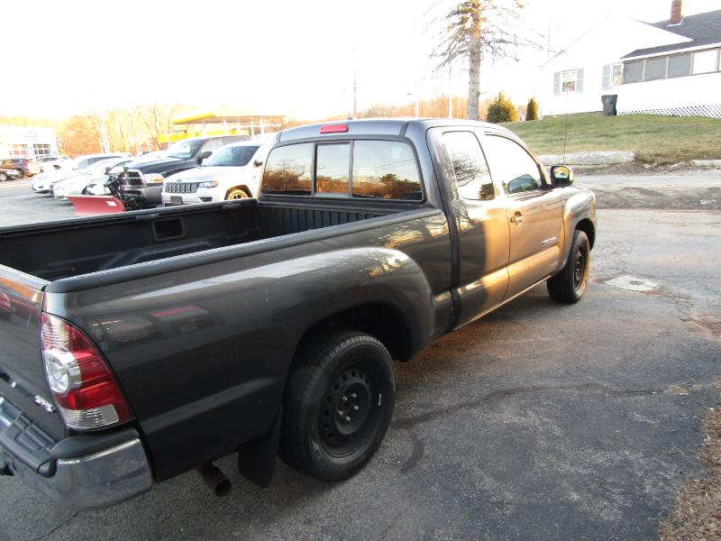 Toyota Tacoma Access Cab 2WD 2009