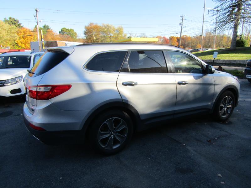 Hyundai Santa Fe GLS AWD 2013 Hyundai Santa Fe GLS AWD 2013