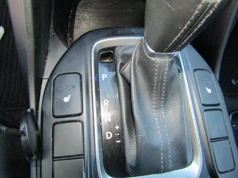 Hyundai Santa Fe GLS AWD 2013 Hyundai Santa Fe GLS AWD 2013