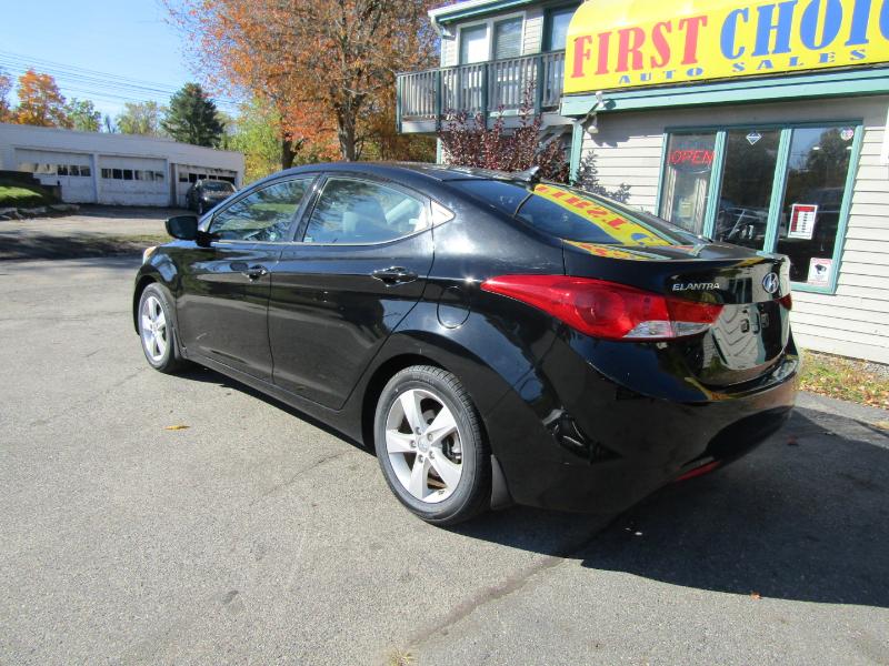 Hyundai Elantra 4dr Sdn Auto SE 2013 Hyundai Elantra 4dr Sdn Auto SE 2013