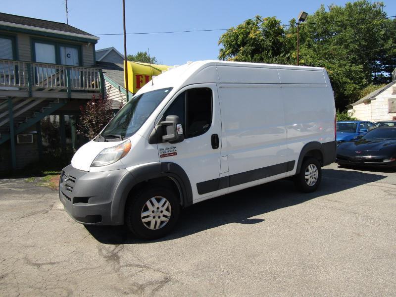 RAM Promaster 1500 High Roof Tradesman 136-in. WB 2015