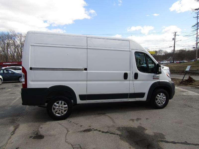 RAM Promaster 1500 High Roof Tradesman 136-in. WB 2015