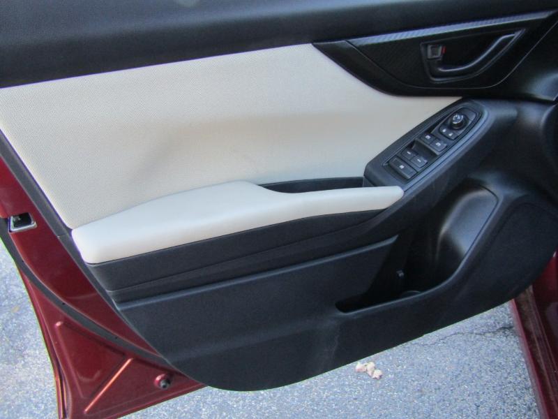 Subaru Impreza 2.0i 5M 5-Door 2017 Subaru Impreza 2.0i 5M 5-Door 2017