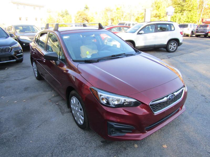 Subaru Impreza 2.0i 5M 5-Door 2017 Subaru Impreza 2.0i 5M 5-Door 2017