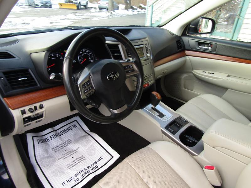 Subaru Outback 3.6R Limited 2013