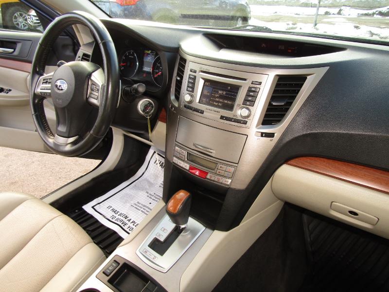 Subaru Outback 3.6R Limited 2013