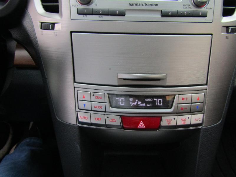 Subaru Outback 2.5i Limited 2014 Subaru Outback 2.5i Limited 2014