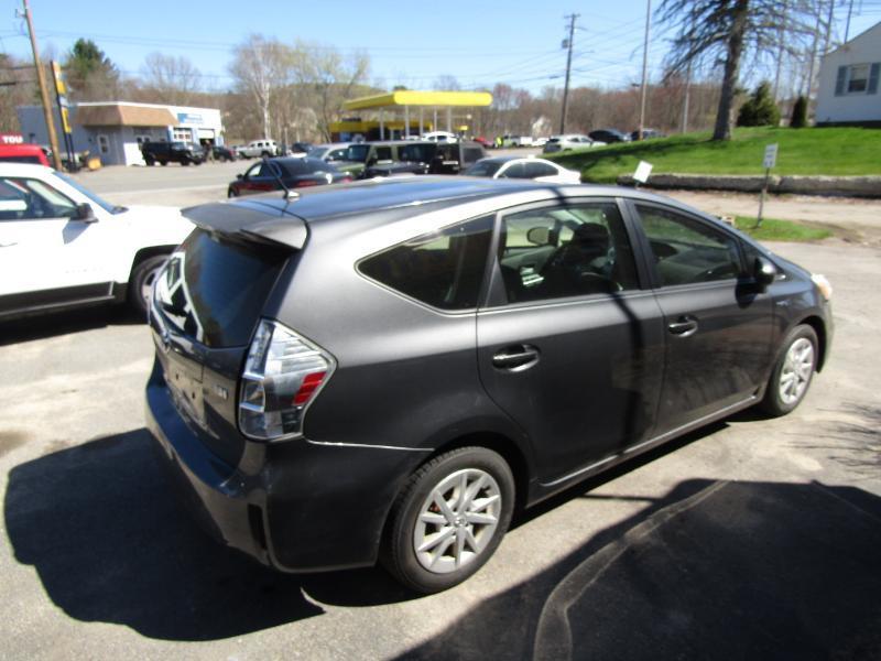 Toyota Prius V Three 2014