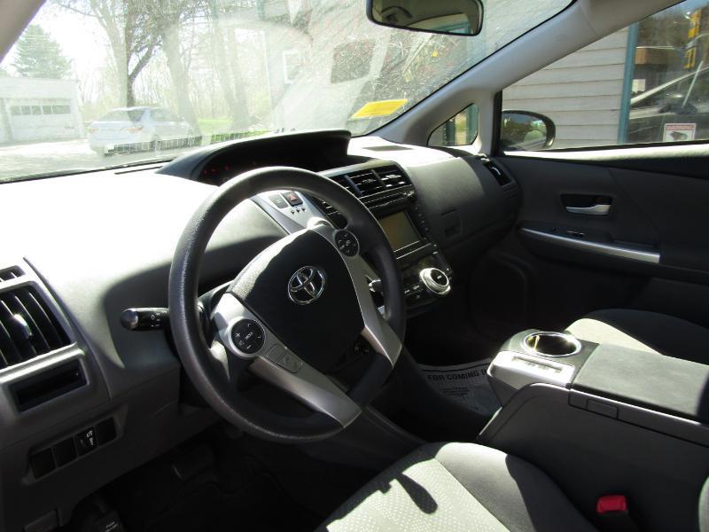Toyota Prius V Three 2014