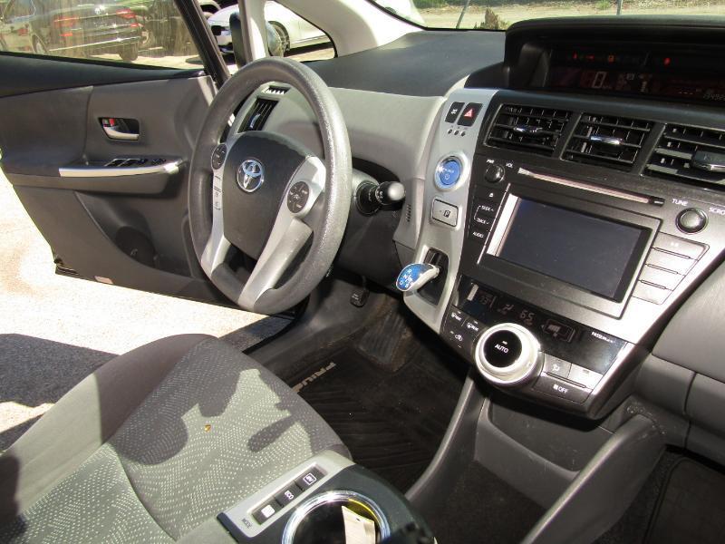 Toyota Prius V Three 2014