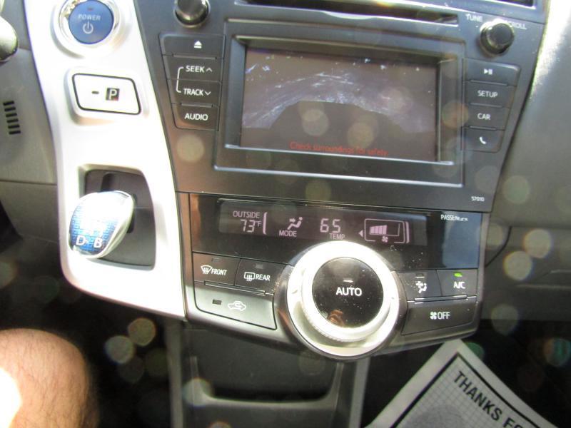 Toyota Prius V Three 2014
