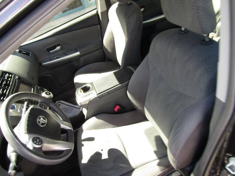 Toyota Prius V Three 2014