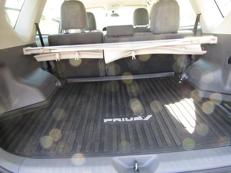 Toyota Prius V Three 2014