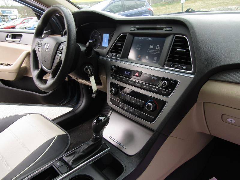 Hyundai Sonata SE 2016