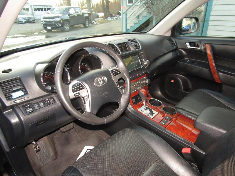 Toyota Highlander Limited 4WD 2012