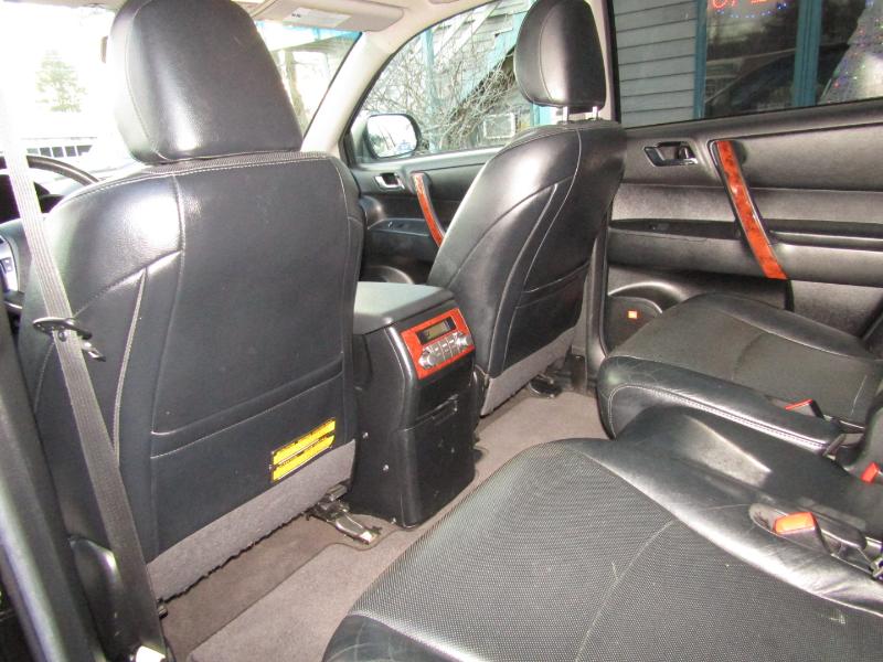 Toyota Highlander Limited 4WD 2012