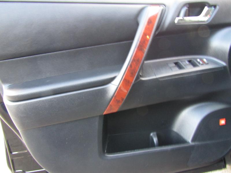 Toyota Highlander Limited 4WD 2012