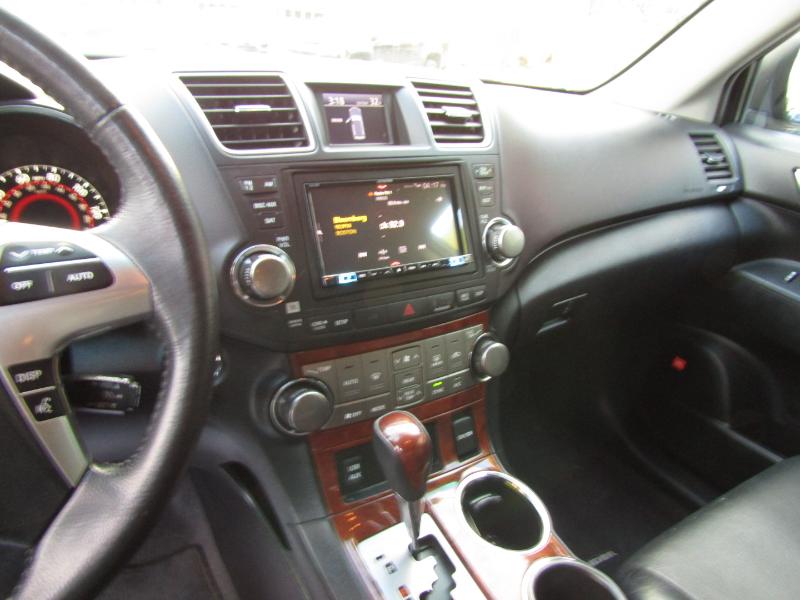 Toyota Highlander Limited 4WD 2012