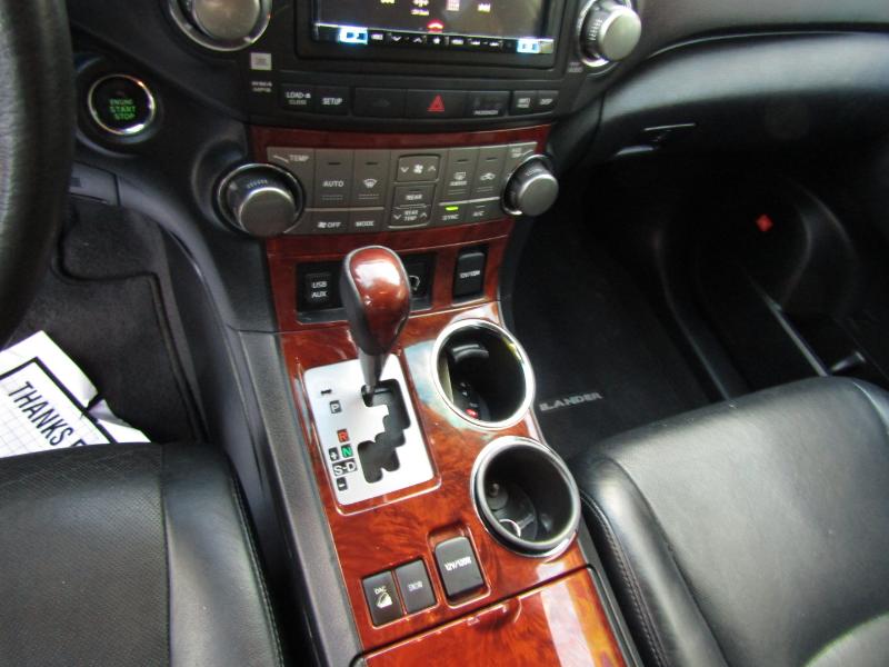 Toyota Highlander Limited 4WD 2012